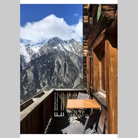 Alpia 26 - Zwei Zimmerwohnung In Traditionellem Walliser Haus * Gasenried