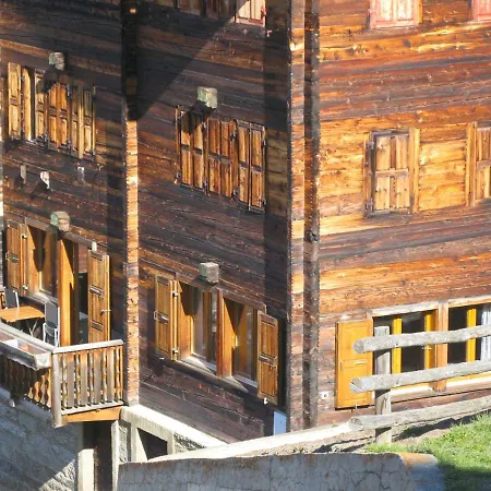公寓 Alpia 26 - Zwei Zimmerwohnung In Traditionellem Walliser Haus 卡森里德